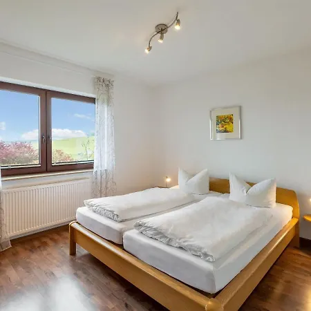 Cozy In Dudinghausen With Large Garden Appartamento *